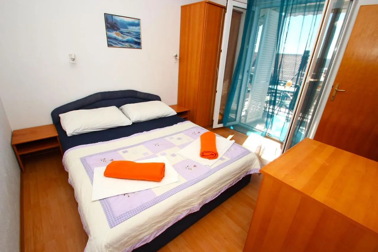 Apartments With A Parking Space Crikvenica - 5553