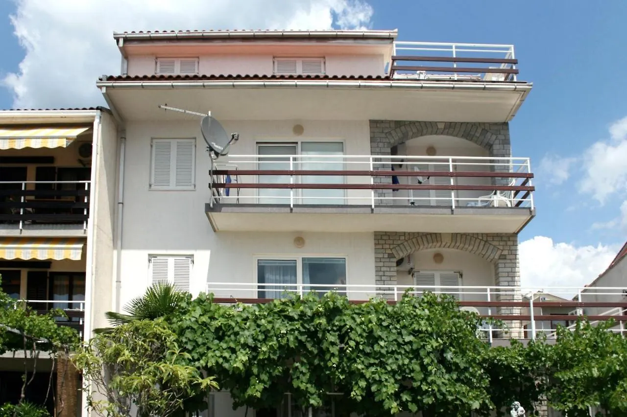 Apartments With A Parking Space Crikvenica - 5553