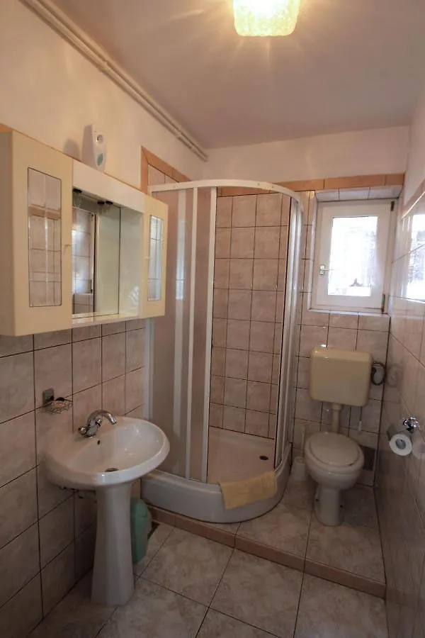 Apartments With A Parking Space Crikvenica - 5553